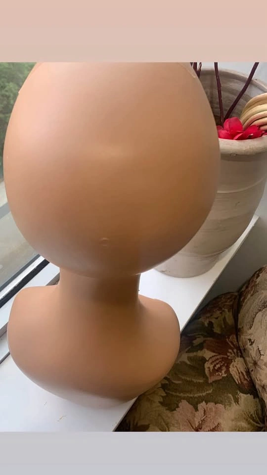 Vintage-Style Female Mannequin Head & Display Bust - photo 2
