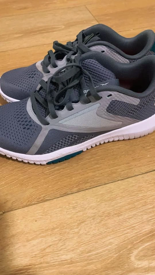 Reebok Women's Grey & Teal Athletic Shoes - EUC - Size 7.5 - photo 5