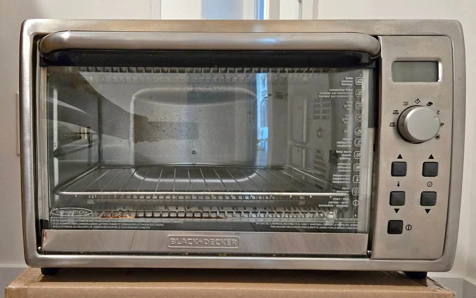 Black + Decker Convection Toaster Oven