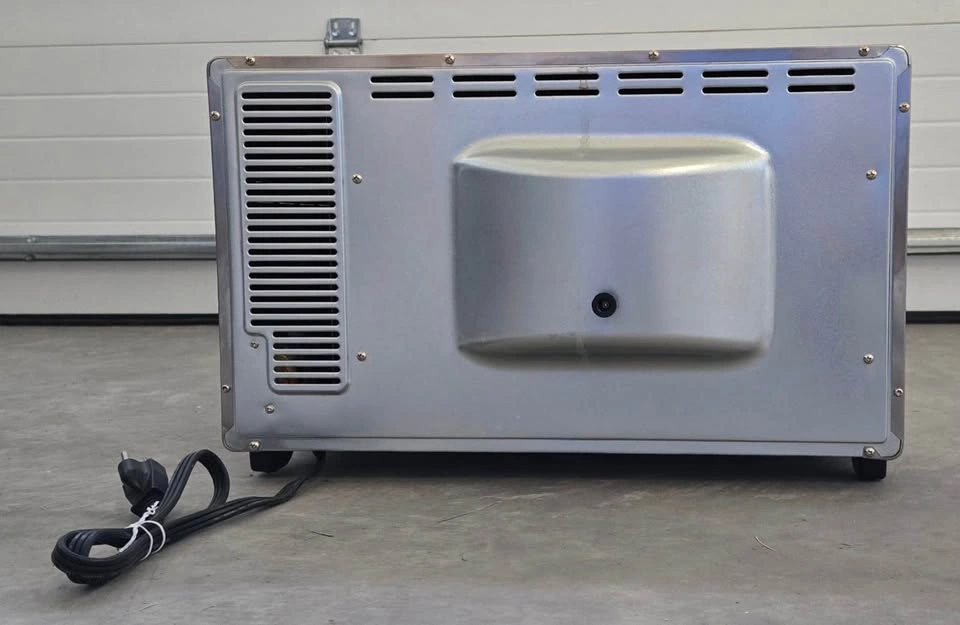 Black + Decker Convection Toaster Oven - photo 3