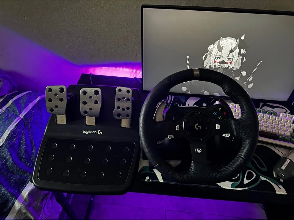 Logitech G920 Driving Force Racing Wheel and Pedals - photo 2