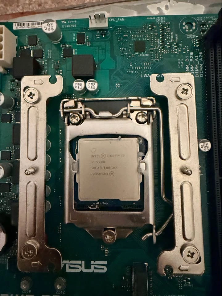 I7 9700 and Asus prime b360m-c motherboard - photo 2