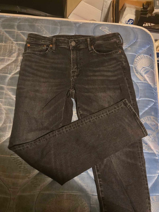 (TRUE RELIGION) MENS SIZE 30-32 PANTS BUNDLE - photo 3