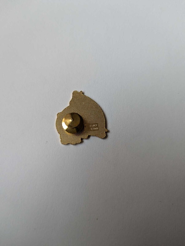Vintage Mickey Mouse Pins - photo 4