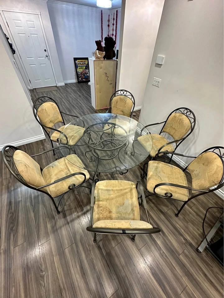 Dining Table with Glass Top Table and 6 Chairs