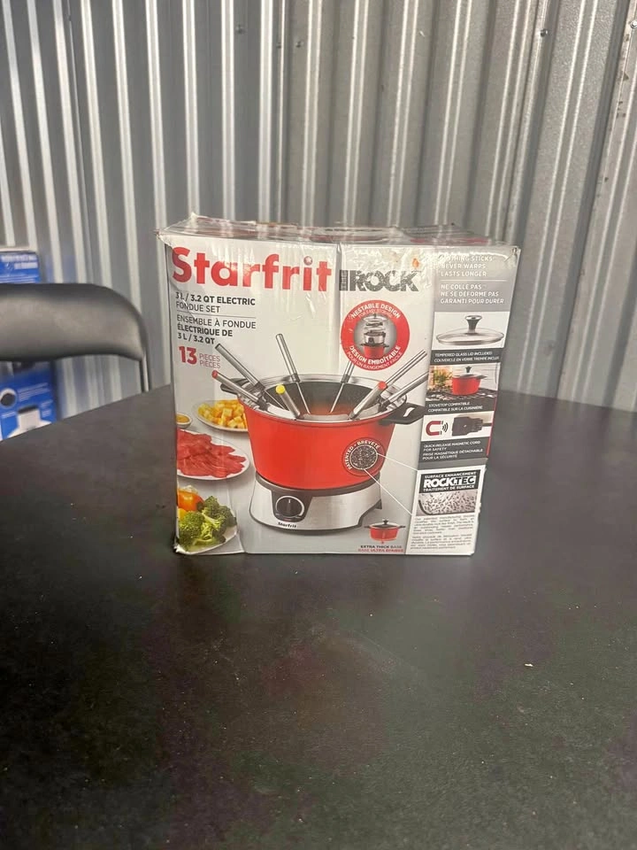 Starfrit The Rock 3.2 QT Electric Fondue Set – 13 Piece