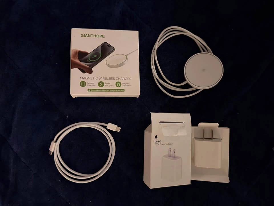 3-in-1 Charging Set (Apple 20W Block, Cable + Wireless Charger) - photo 2