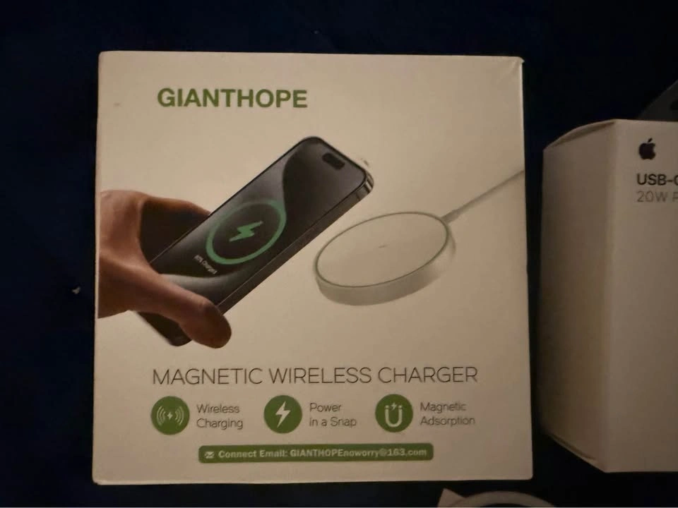 3-in-1 Charging Set (Apple 20W Block, Cable + Wireless Charger) - photo 3