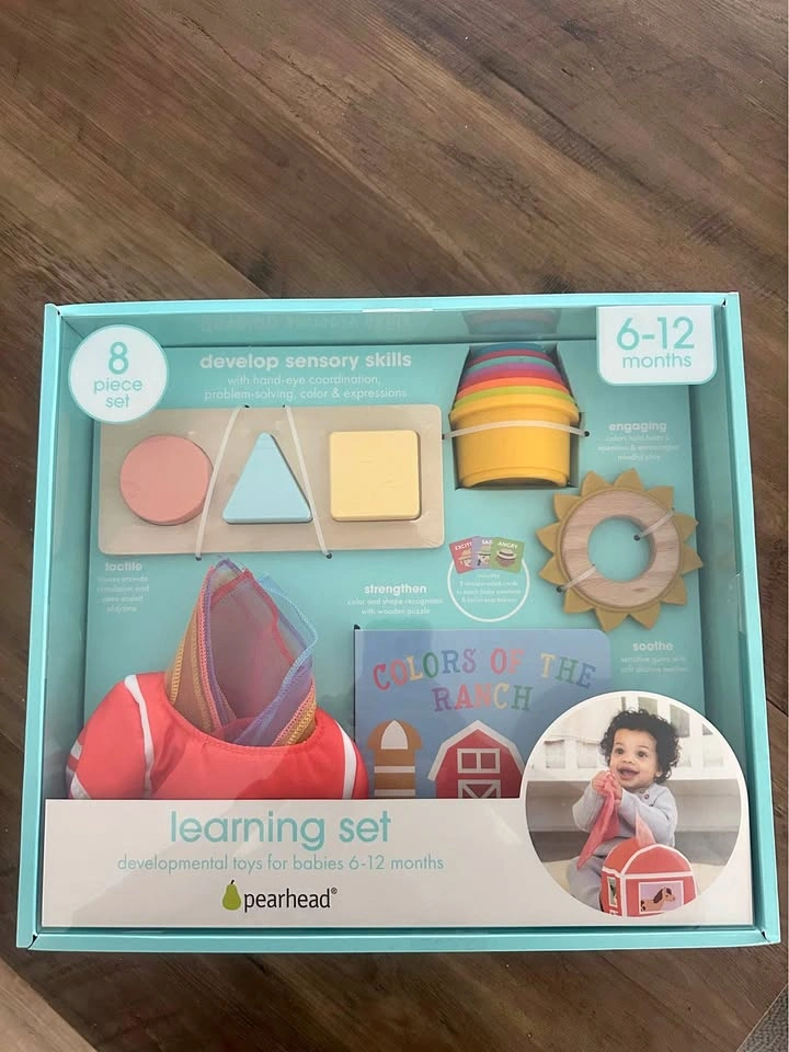 NEW Pearhead 8 Piece Learning Set 6-12 Months