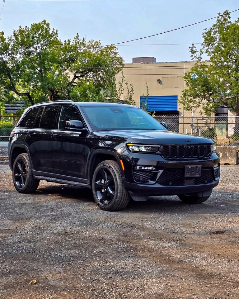 2024 Jeep GRAND CHEROKEE