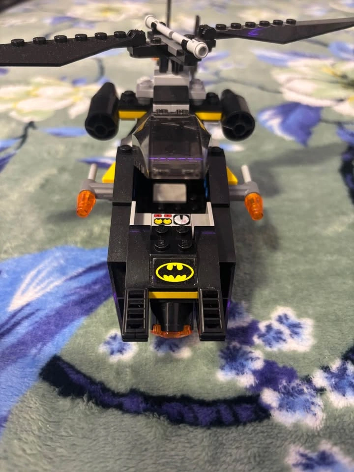 LEGO DC Super Heroes Batman: Man-Bat Attack 76011 - photo 4