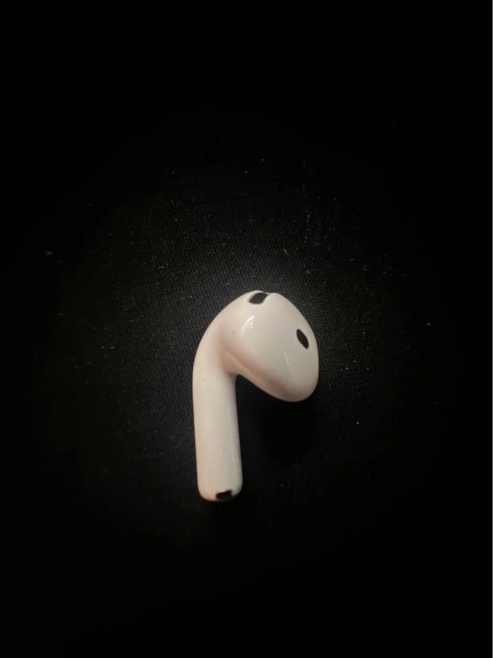 Genuine Apple AirPod 4 - Left Earbud Only - photo 2