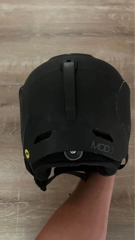 Oakley mod3 ski helmet - photo 2