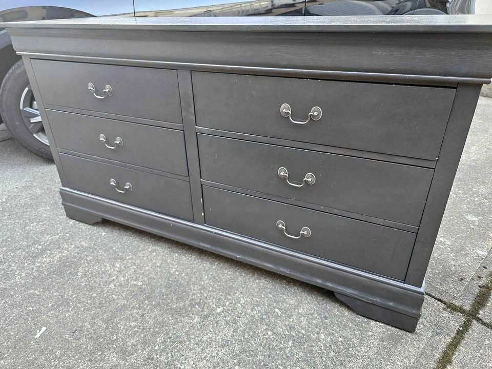 Dark Grey 6-Drawer Dresser