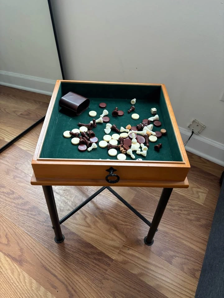 Vintage Game Table - photo 3