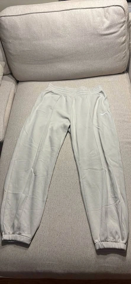 Nike Women Sweatpants (Size Large)