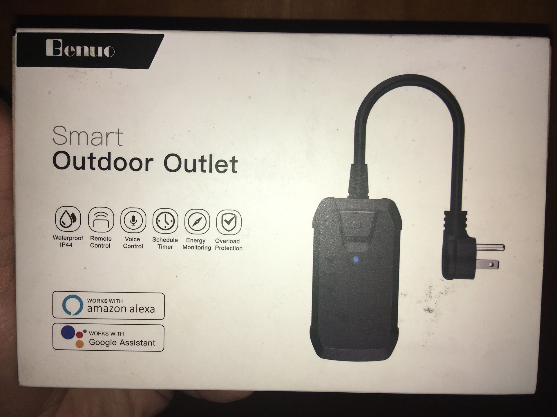 Benuo Smart Outdoor Outlet