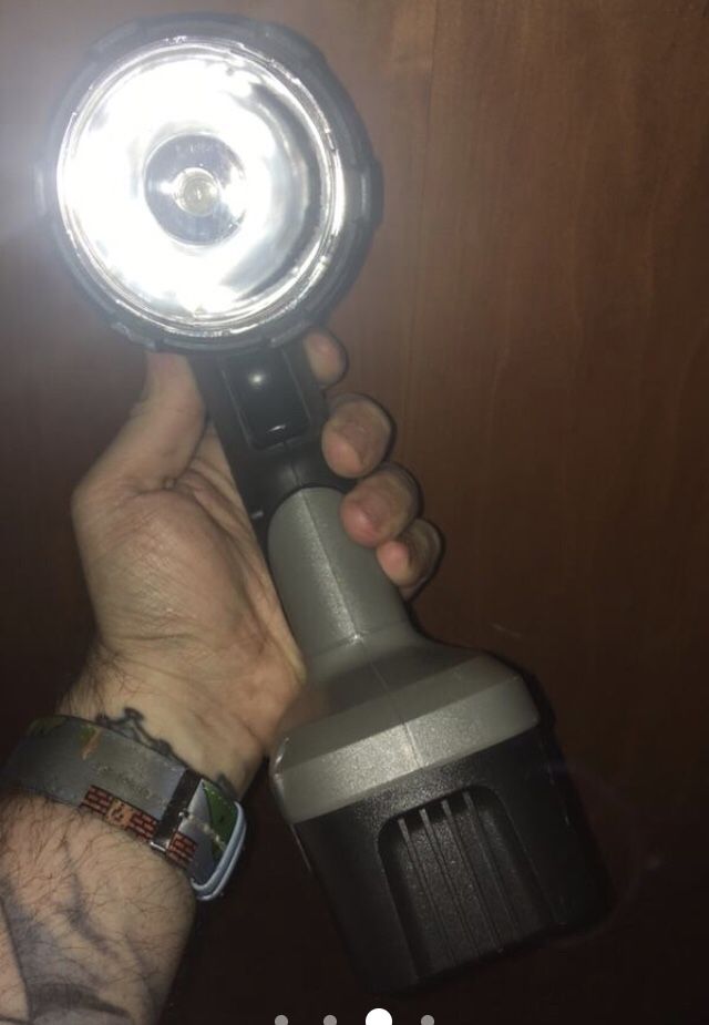Craftsman Rechargeable Worklight - photo 3
