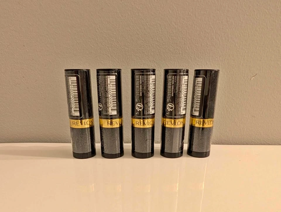REVLON Rum Raisin Lipsticks