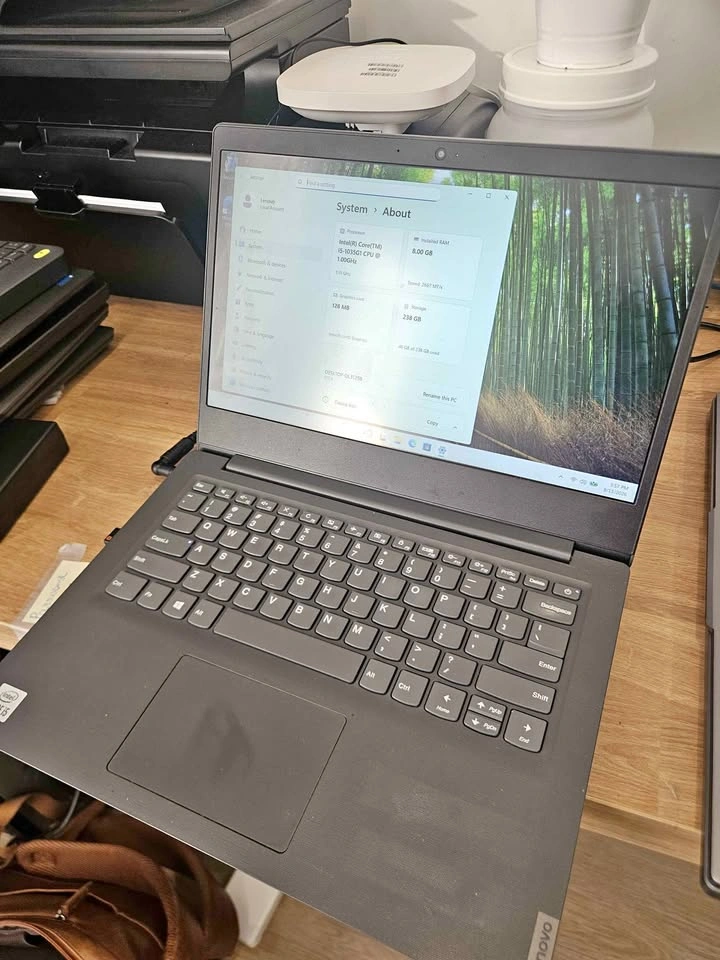 Lenovo V14 Laptop 14"
