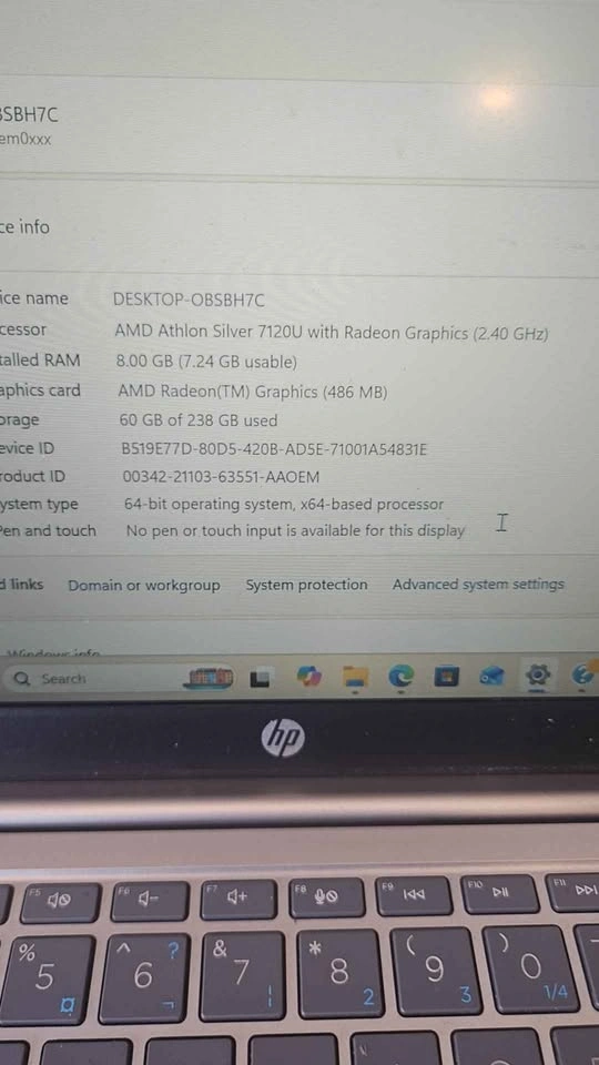 HP 14" Laptop (Needs new battery) - photo 2