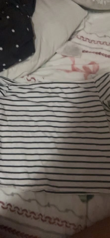 H&M White and Black Striped Shirt - photo 3