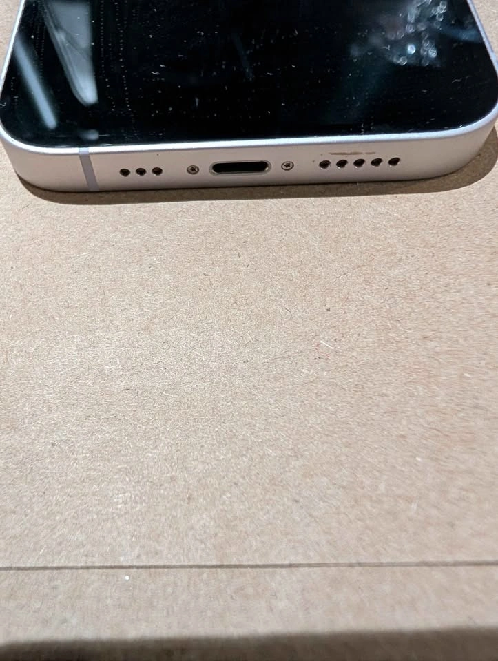 Apple iPhone 14 128GB Battery 87% - photo 4