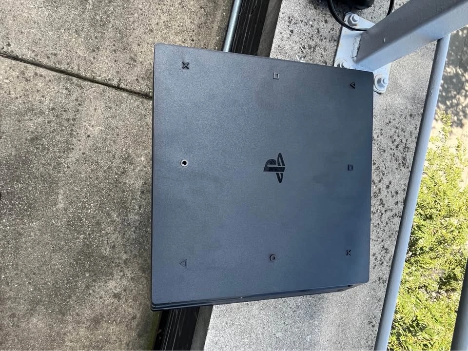 PS4 Pro 1TB + DualShock 4 Controller – Factory Reset / Ready to - photo 3