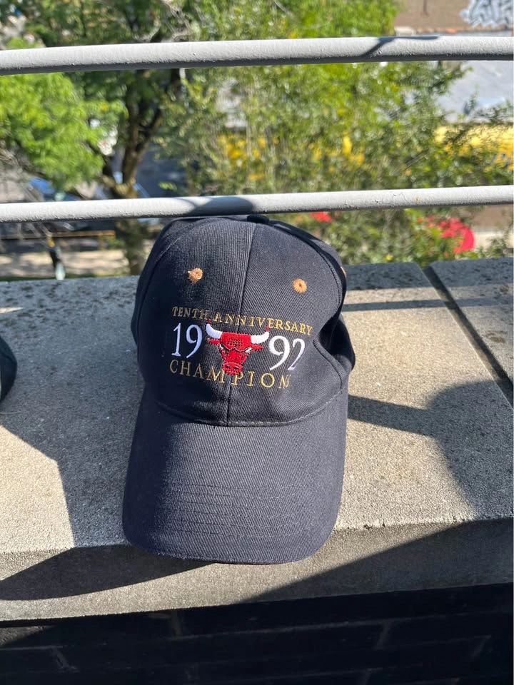 Vintage Chicago Bulls Hats – 1992 & 1997 Champions – $60 OBO - photo 2