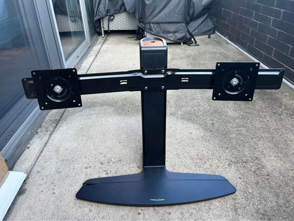 Ergotron Neo-Flex Dual Monitor Stand – Heavy Duty – $80 OBO - photo 2