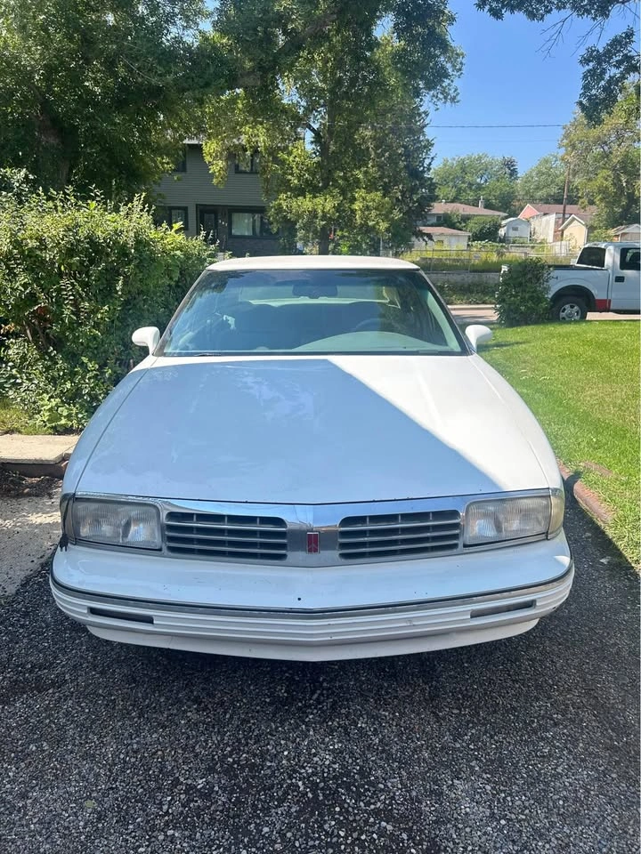 1994 Oldsmobile Ninety-Eight Regency Elite 3.8L Supercharged - photo 3