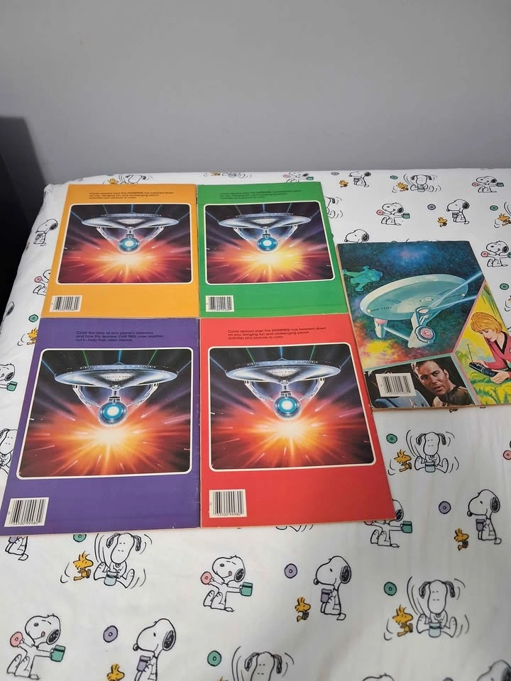 Vintage 1970s Star Trek TOS Colouring Books - photo 2