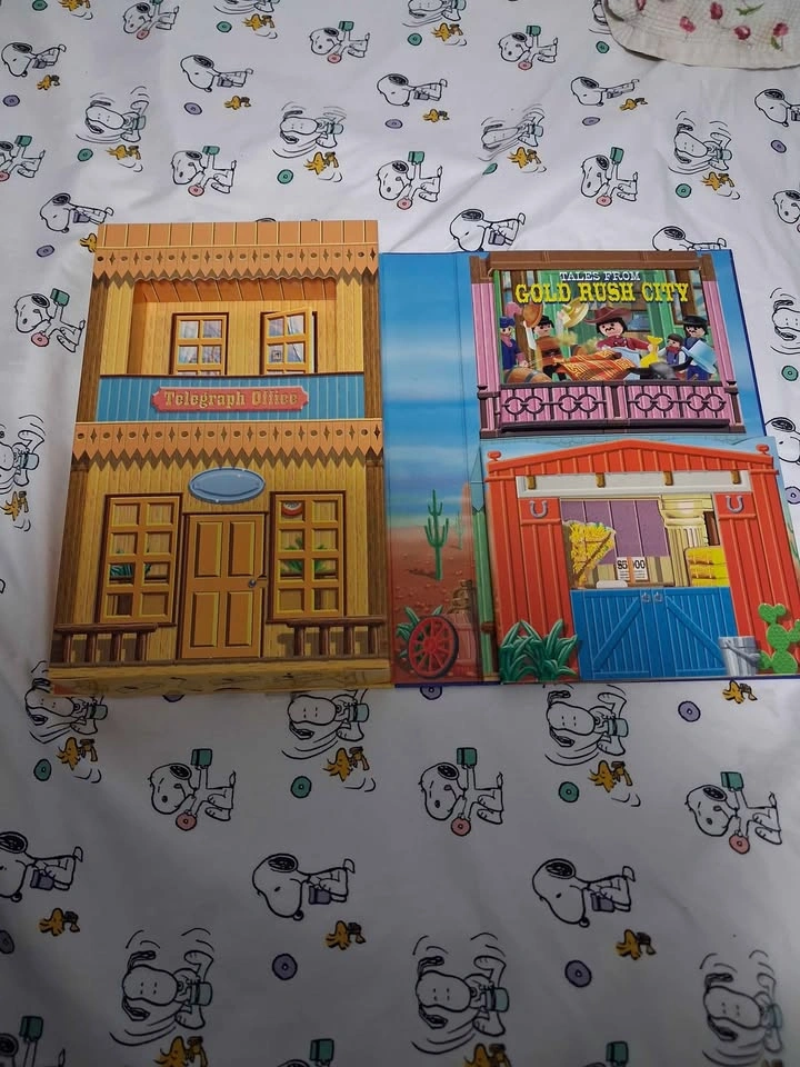 Vintage Playmobil Books Tales From Gold Rush City Wild West Play - photo 3