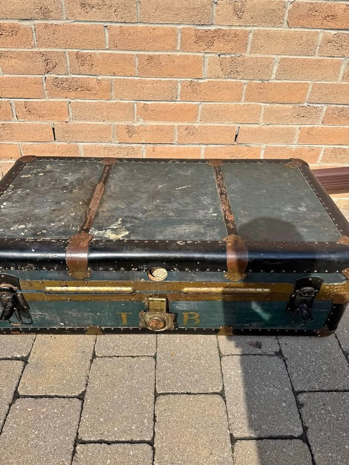 Steamer Trunk (The Hudson Bay)