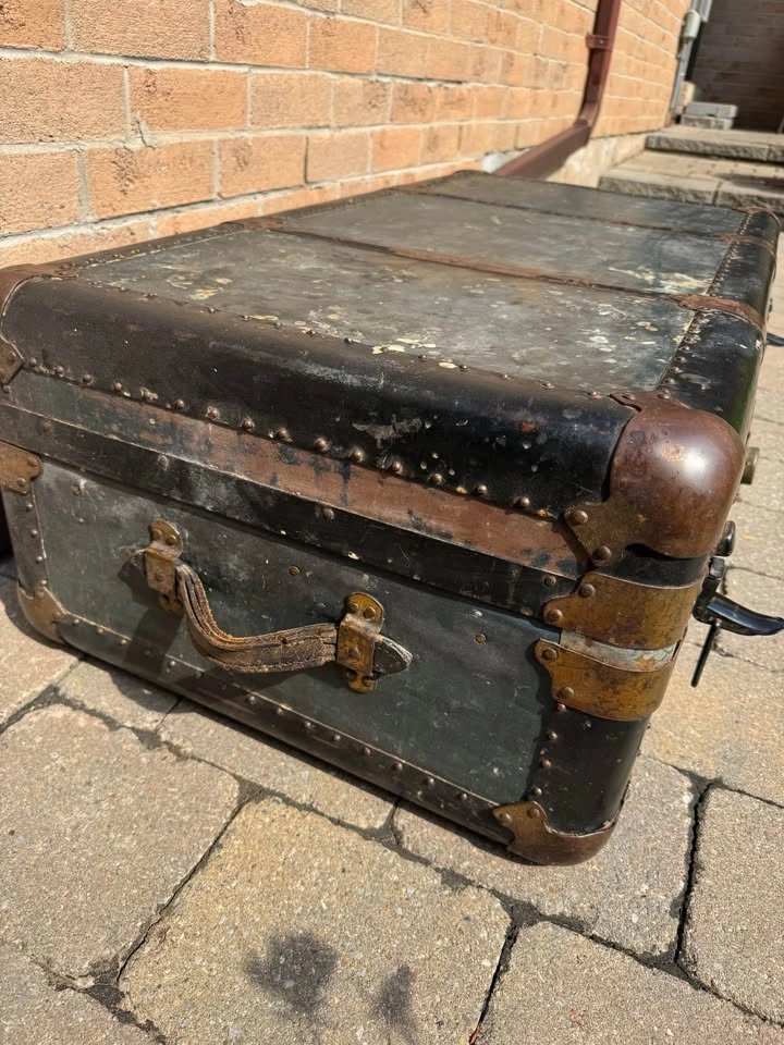Steamer Trunk (The Hudson Bay) - photo 3