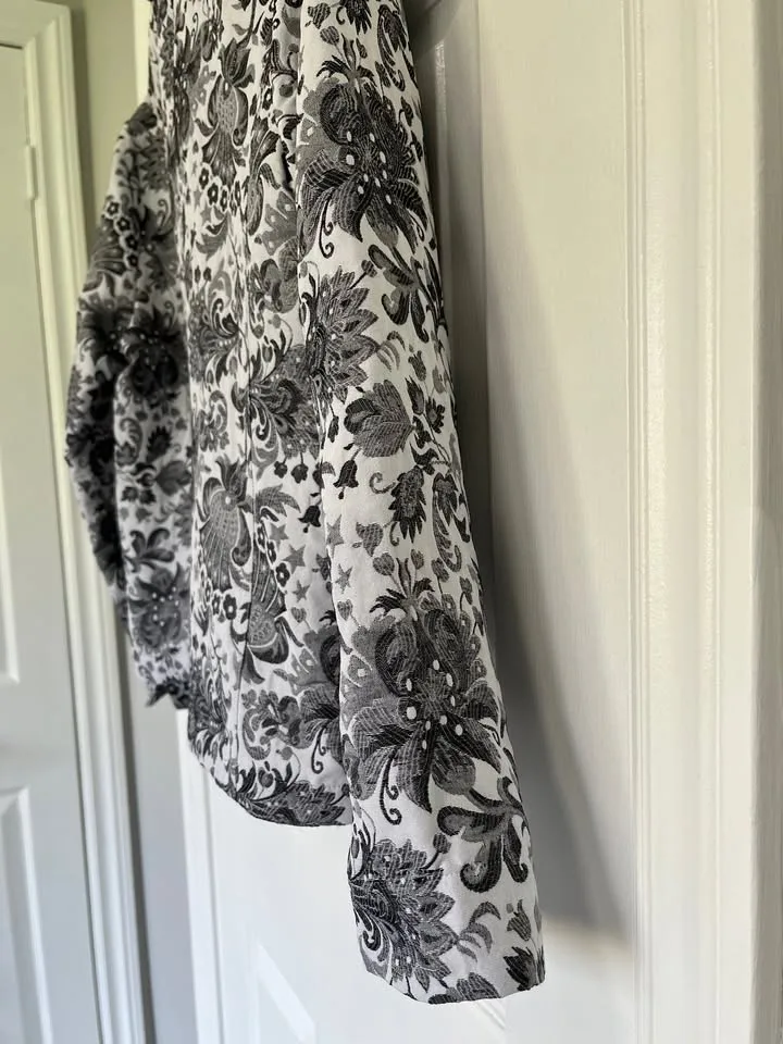 Black and White Floral Chico’s Jacket image indicator(4)