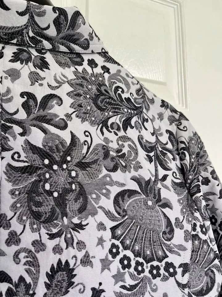 Black and White Floral Chico’s Jacket image indicator(5)