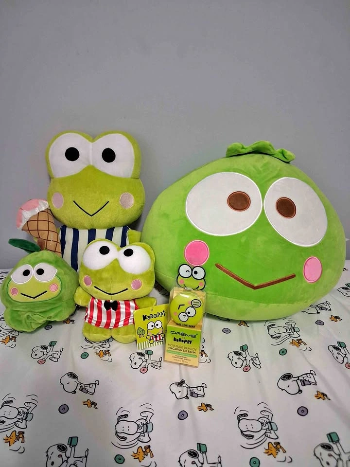 Sanrio Hello Kitty and Friends Kerroppi Plush Bundle