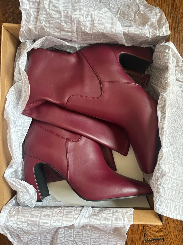 Steve Madden Women's Burgundy Knee-High Boots Size 10 - photo 2
