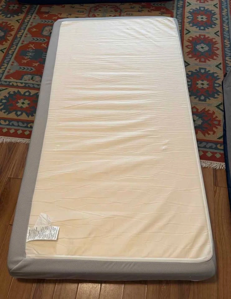Zinus Twin Memory Foam Mattress - photo 4