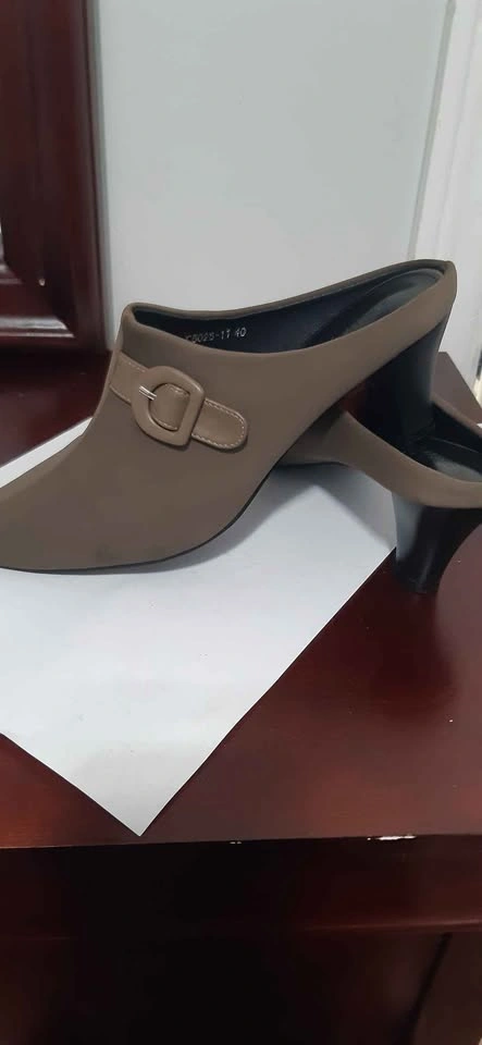 European Brown Buckle Mule Heels - photo 2