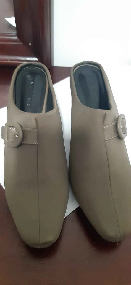 European Brown Buckle Mule Heels - photo 3