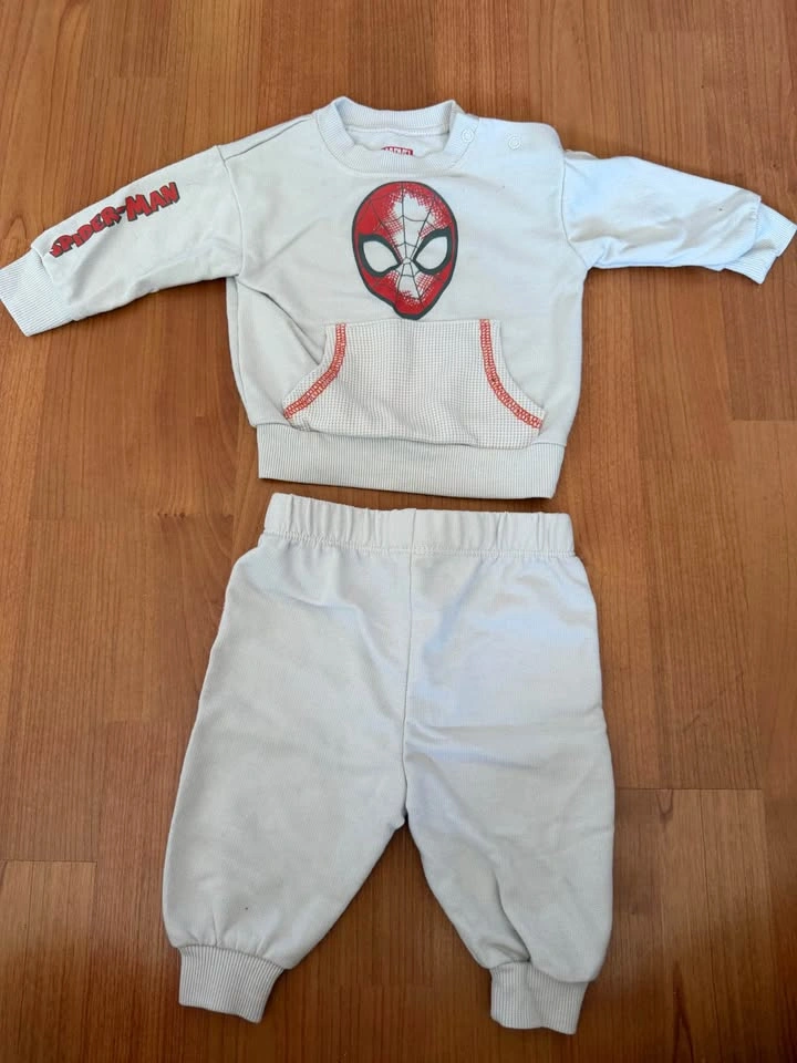Spider-man Outfits - photo 2