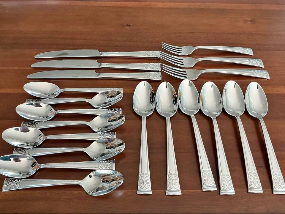 Oneida BANCROFT Stainless Flatware / Silverware - 23 Piece Lot