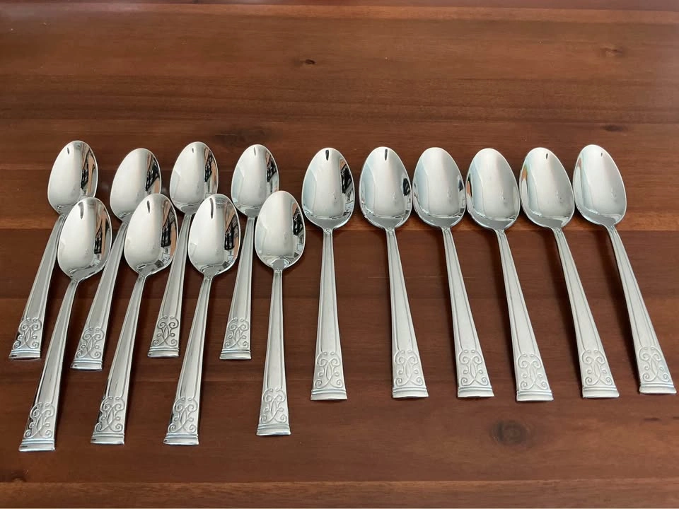Oneida BANCROFT Stainless Flatware / Silverware - 23 Piece Lot - photo 3