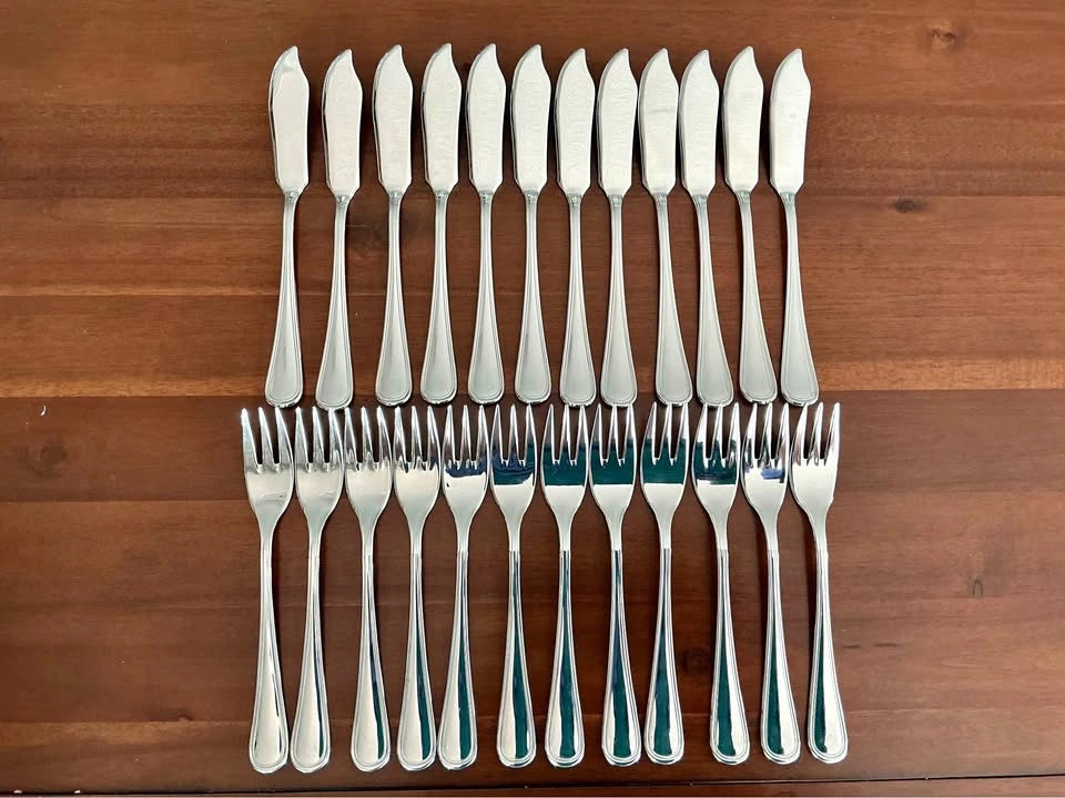 24-Piece Pinti Italy 18/10 Stainless Steel Fish Service Set