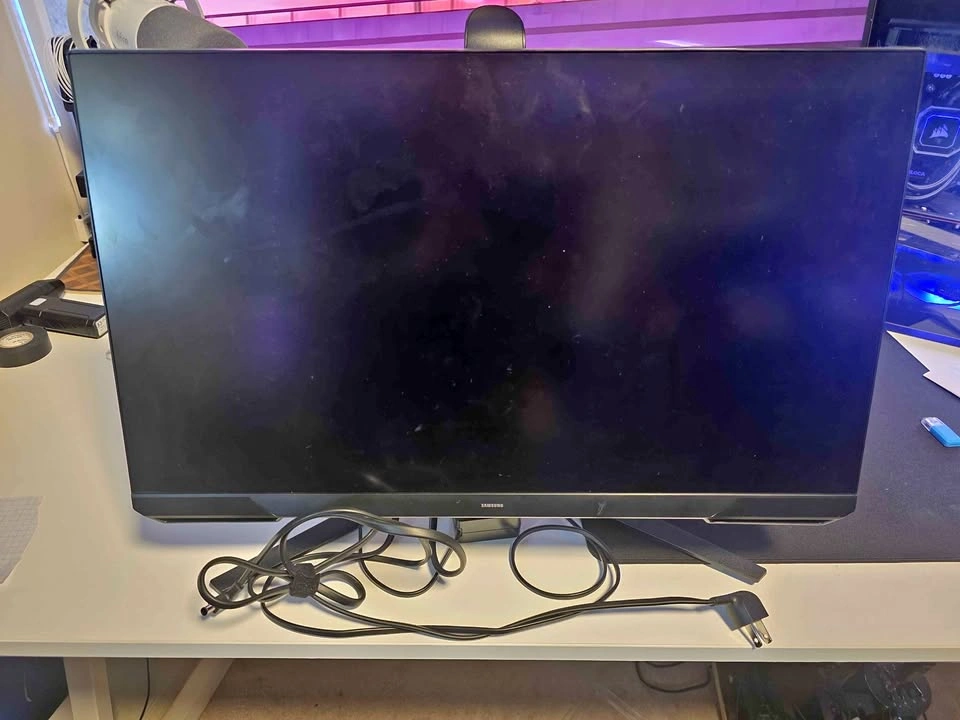 Samsung 24 inch odyssey g3 180hz