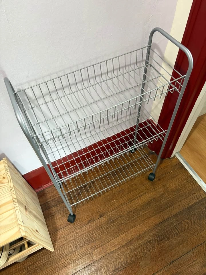 Metal Wire Rolling Rack - photo 2