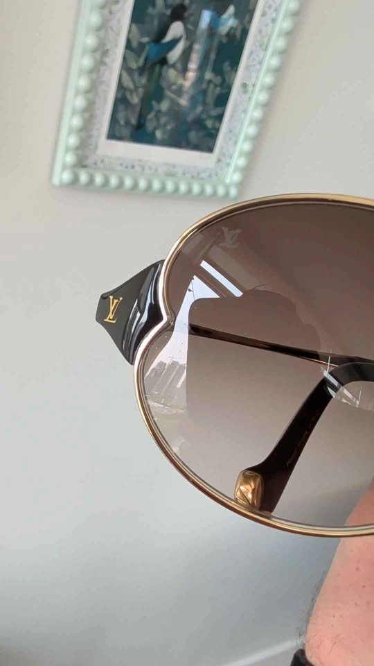 LOUIS VUITTON Daisy Sunglasses Z0262U Gold - Authentic - photo 5