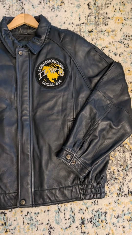 Vintage Danier Leather Jacket - Navy - Longshoremen patch - XL - photo 3